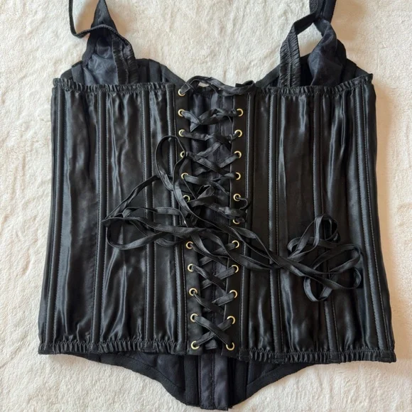 New! Victorias Secret Taylor swift black lace up corset top 45928